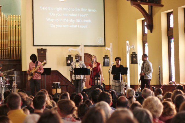 advent 143 (800x533)