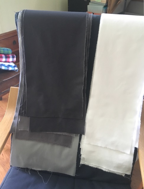 Earthquake consolation quilt pictures - 1 of 28